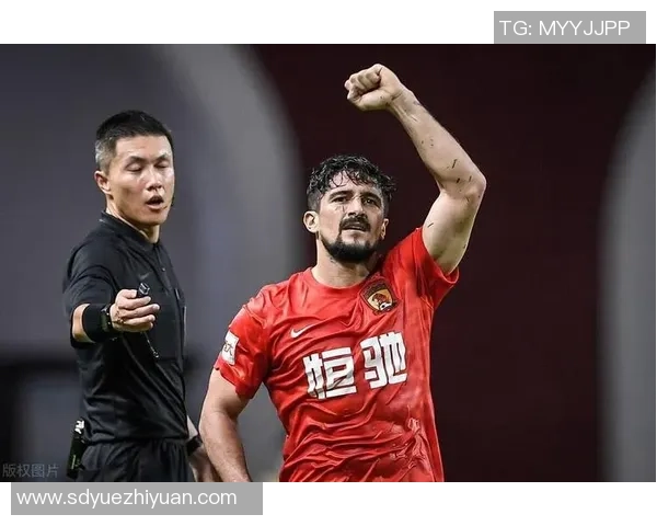 广州篮球队区域防守分析:优缺点及对比赛结果的影响探讨 广州篮球队区域防守分析:优缺点及对比赛结果的影响探讨